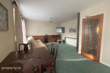 56 Mayfield Grove, Athlone, Athlone, Co. Westmeath — photo 2