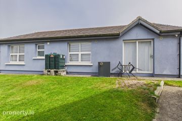 37 Pebble Grove, Pebble Beach, Tramore, Co. Waterford, X91A0H7 — photo 2