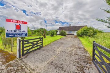 Sheeaun, Ballycrissane, Ballinasloe, Co. Galway, H53H2N1