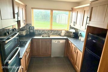 31 Lighthouse Village, Fenit, Fenit, Co. Kerry, V92CR98 — photo 3