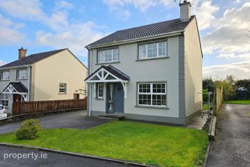 4 Woodford Court, Kinoughtragh, Derrylin, Co. Fermanagh — photo 2