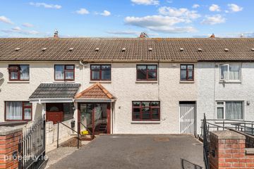 19 Mountain View Drive, Churchtown, Dublin 14, D14 V327