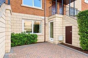 32 Laurence Court, Harold's Cross, Dublin 6W