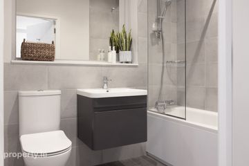 5th floor - 2 Bedroom Apartment, U Clay Farm, Clay Farm Leopardstown, Leopardstown, Co. Dublin — photo 3