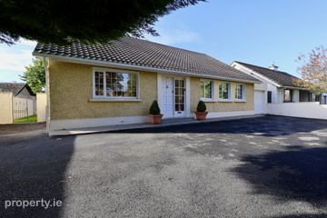 12 Retreat Heights, Athlone, Co Westmeath, N37 PE80 — photo 3