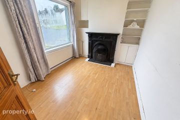 25 O'Cleirigh Avenue, Drumrooske Estate, Donegal Town, Co. Donegal, F94R9X8 — photo 2