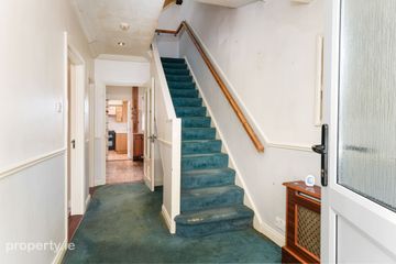 110 Mckee Avenue, Finglas, Dublin 11 — photo 2