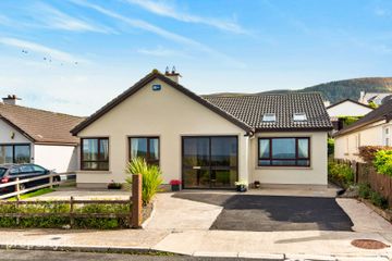 9 Beach View Park, Strandhill, Strandhill, Co. Sligo, F91RY73 — photo 2
