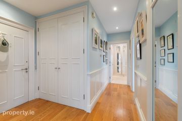 Penthouse Apartment 18, Pavilion 2, Marine Road, Dun Laoghaire, Co Dublin, A96PF58 — photo 3
