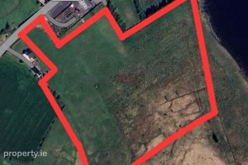 Castleplunkett village Castlerea Roscommon Co Roscommon , Castleplunkett, Co. Roscommon, N39E863