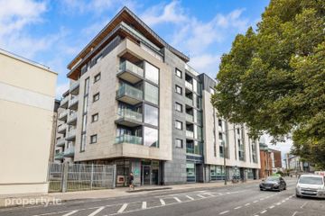 Apartment 410, Shelbourne Plaza, Hanover Quay, Dublin 4, D04W1W5