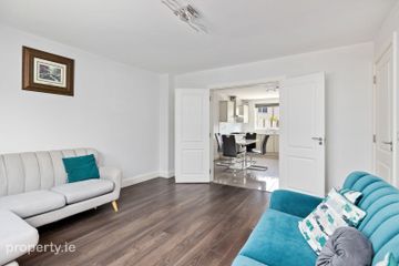 14 Saint Helen'S Chase, Adamstown, Adamstown, Co. Dublin, K78N7C9 — photo 2
