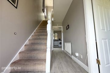 12 Belsize Court, Laurel Park, Newcastle, Galway, H91C6PX — photo 2