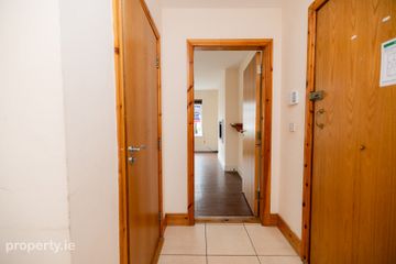 76 Talbots Gate, Freshford Road, R95 KD79 — photo 2