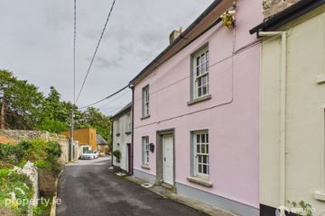 The Forge Masters Cottage, Hatchery Lane, Inistioge, Co. Kilkenny, R95W9K0 — photo 2