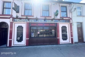 Garveys Dew Drop Inn, Market Square, Charlestown, Co. Mayo, F12P583