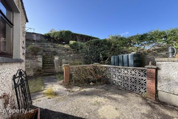 Lisaroon, 4 Chestnut Drive, Clonmel, Co. Tipperary, E91XT61 — photo 3