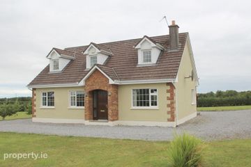 Mohia Lane, Killurin, Tullamore, Co. Offaly, R35XT72 — photo 3