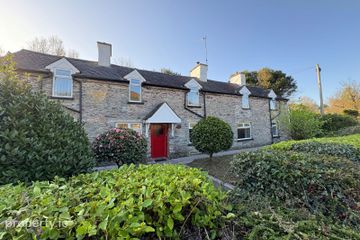 Yew Tree Cottage, Coolroe Lower, Glenbeigh, Co. Kerry, V93F9F4