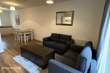 84 The Crescent Apartments, Old Fort Road, P31X296, Ballincollig, Co. Cork — photo 2