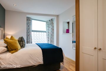 2 Bedroom Apartment, O'Callaghan Court , Erne Street Upper, Dublin2 , Dublin 2 — photo 2