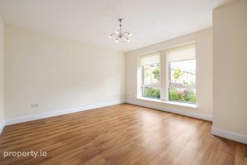 26 Brickfield Drive, Honey Park, Dun Laoghaire, Co Dublin — photo 2