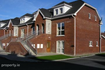 Hawthorn Drive, Thurles, Co. Tipperary — photo 2