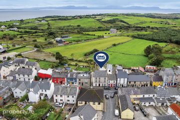Main Street, Dunkineely, Co. Donegal, F94K5Y6 — photo 2