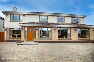 33 Walnut Rise, Courtlands, Drumcondra, Dublin 9, D09E9H0