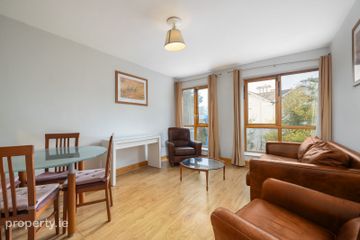 Apartment 12, Friarsland Crescent, Clonskeagh, Dublin 14, D14VY73 — photo 3