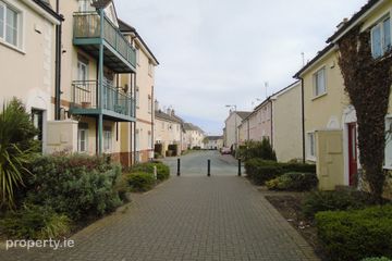 Barons Hall Park, Balbriggan, Co. Dublin — photo 3