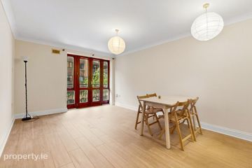 Apartment 13, Blackhall Square, Dublin 7, D07CY68 — photo 2