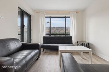 Apartment 116, Block 4, Parkgate Place, Dublin 8, D08YA00 — photo 2