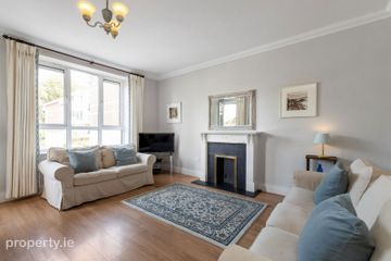 5 Hyde House, Clonfadda Wood, Mount Merrion Avenue, Blackrock, Co. Dublin, A94P039 — photo 3
