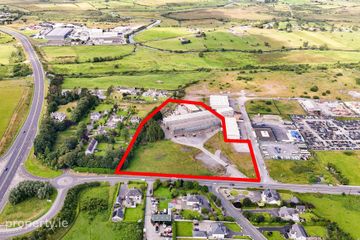 32, 000 Sq Ft Commercial Unit with 5 Acres in Airglooney, Tuam, Co. Galway