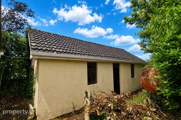 FINAL OFFERS  FRIDAY 9 OCTOBER AT 5PM CURRENT OFFER 175,000 All interested parties are invited to submit their best and final offer to Nigel Dineen  Martin Finn Auctioneers by 500pm on Friday, 9 October 2026.Loghaphuill, Castlebar, Belcarra, Co. Mayo, F23DY94 — photo 3