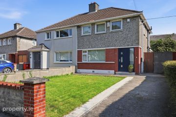 87 Shanliss Road, Dublin 9, Santry, Dublin 9, D09YT68