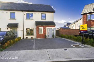 8 Newtown Avenue, Kill, Co. Kildare — photo 2