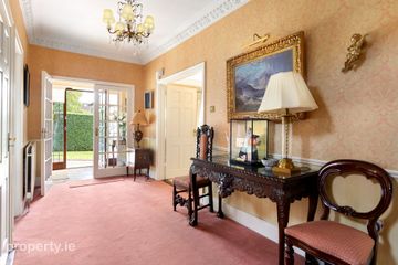 39 Georgian Village, Castleknock, Dublin 15, D15 TR2D — photo 3