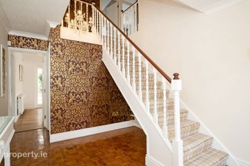 54 Glenageary Woods, Glenageary, Glenageary, Co. Dublin — photo 3