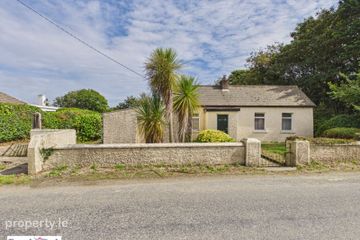 Cottage on circa 3.06 acres at Grayrobin, Tomhaggard, Co. Wexford, Y35E4Y1