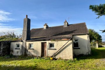 Moyvoon East, Oughterard, Co Galway, H91N27N — photo 2