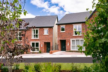 4 Bed Terraced House, Bayly, Douglas, Co. Cork — photo 2