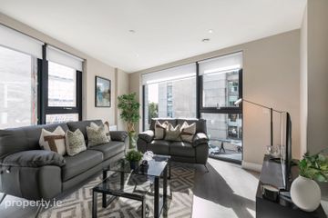3 Bedroom Apartment, Carmanhall Place, Sandyford, Dublin 18 — photo 2