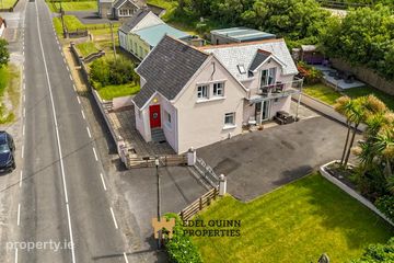 Station House, Ardeelan Lower, Rossnowlagh, Co. Donegal, F94P6P2 — photo 2