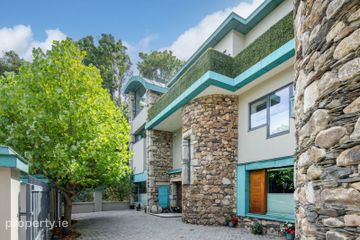Carrick, Dodder Park Road, Rathfarnham, Dublin 14, D14FH22