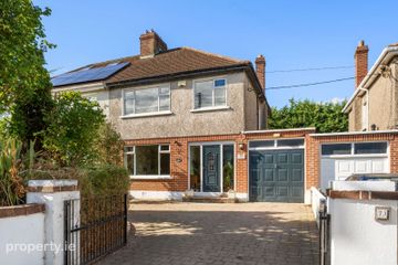 75 Larchfield Road, Dublin 14, Goatstown, Dublin 14, D14XA50
