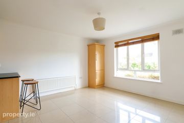 141 Clochog, Oranmore, Co. Galway, H91 R898 — photo 2