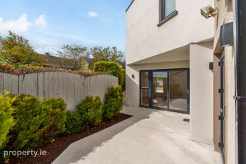 The Orchards, Montenotte, Co. Cork, T23W7WR — photo 3