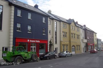 Apartment 2 Harbour View, Market Square, Clifden, Co. Galway, H71CH24